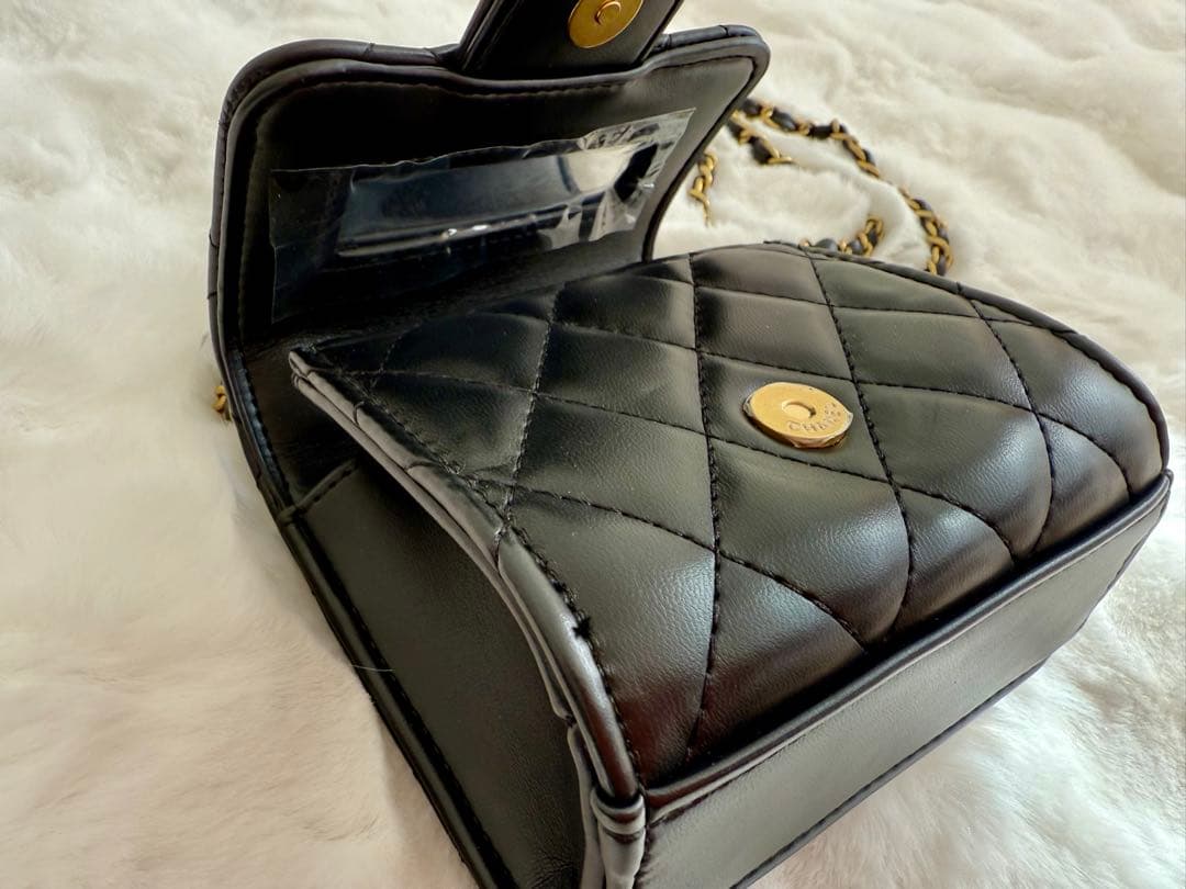 CHANEL チェーン　ミニショルダーバッグ