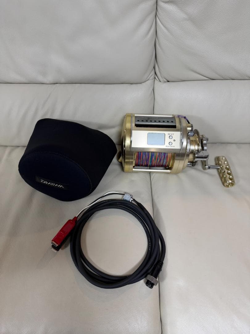 ダイワ マリンパワー3000 24V