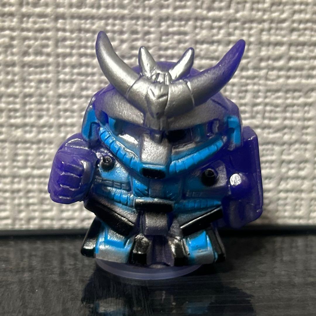 SDガンダム風　パチモン　ソフビ　フィギュア