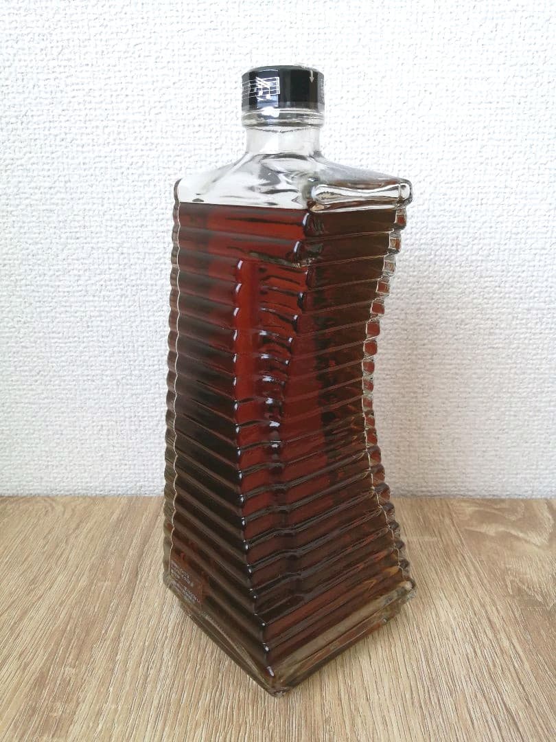 サントリー　ブランデー　EXTRA　マリンバ型ボトル　古酒未開栓　箱なし