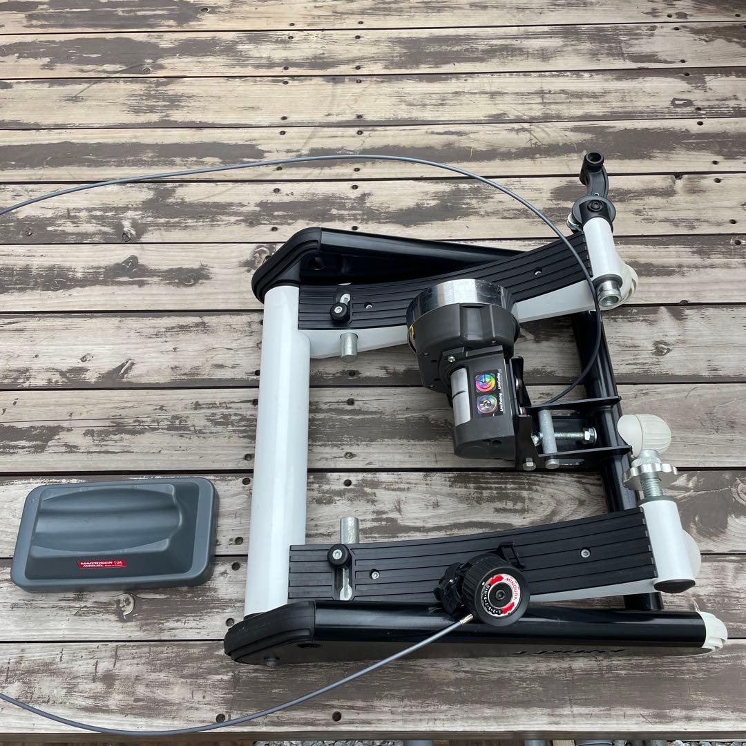 LR961 ローラー台 黒/白