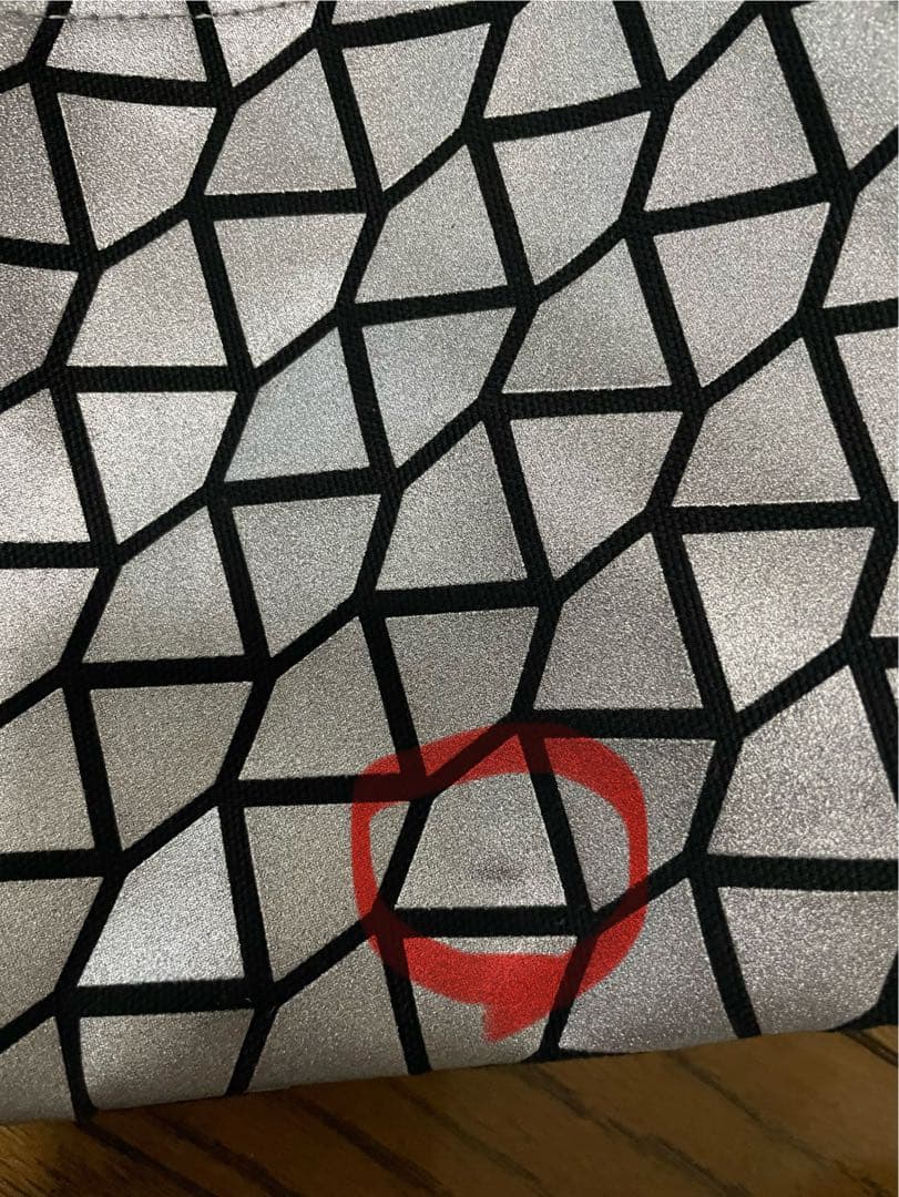 chi.wata ボディバッグ　黒&シルバー