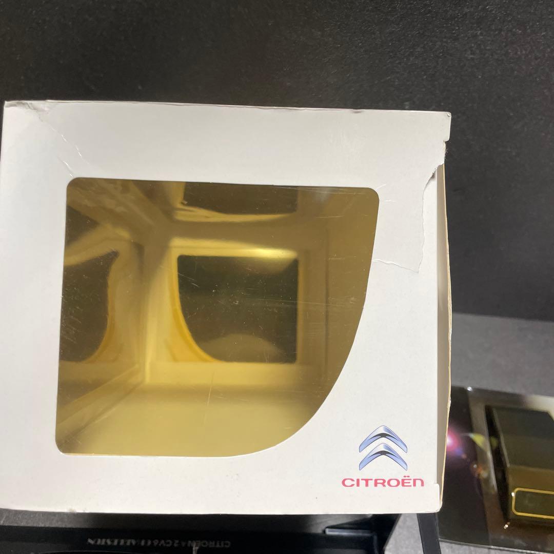 ノレブ　1/18 シトロエン 2CV6