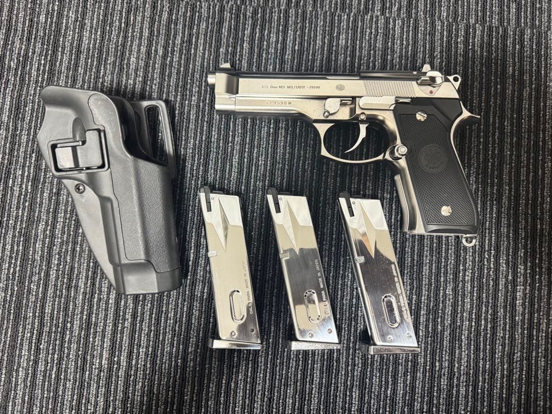 東京マルイ　 M９ ホルスター付き