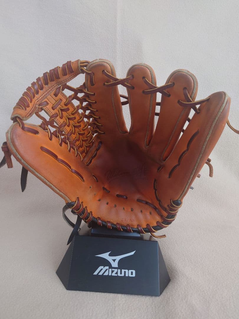 ク*シ様 NPB プロ支給品　外野手用グローブ　 元東京ヤクルトスワローズ　畠山