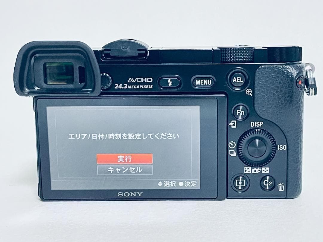 【ほぼ新品ショット数2901回】SONY α6000 ボディ ILCE-6000