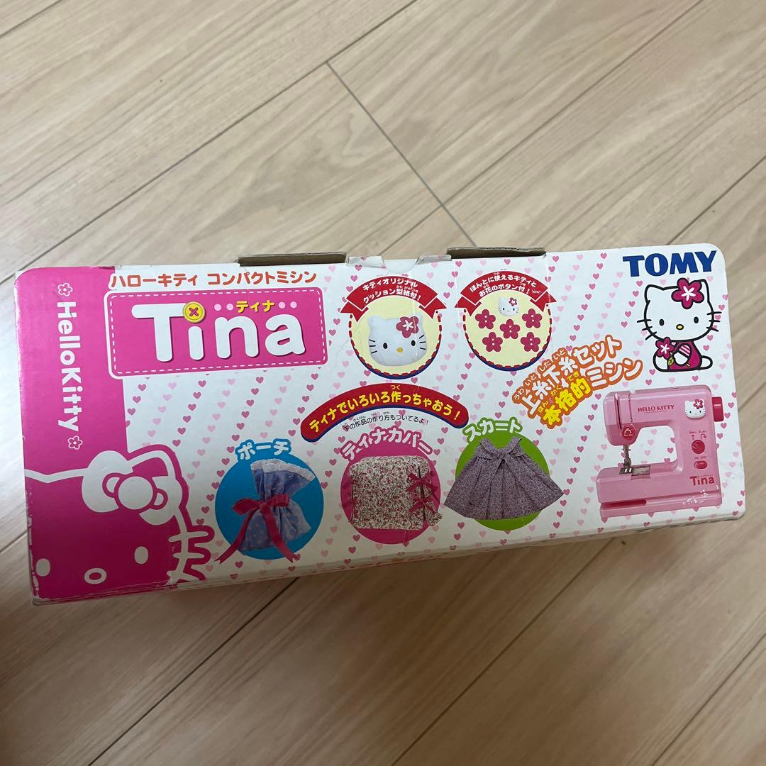 【絶版 レトロ品】Tina ハローキティ コンパクトミシン