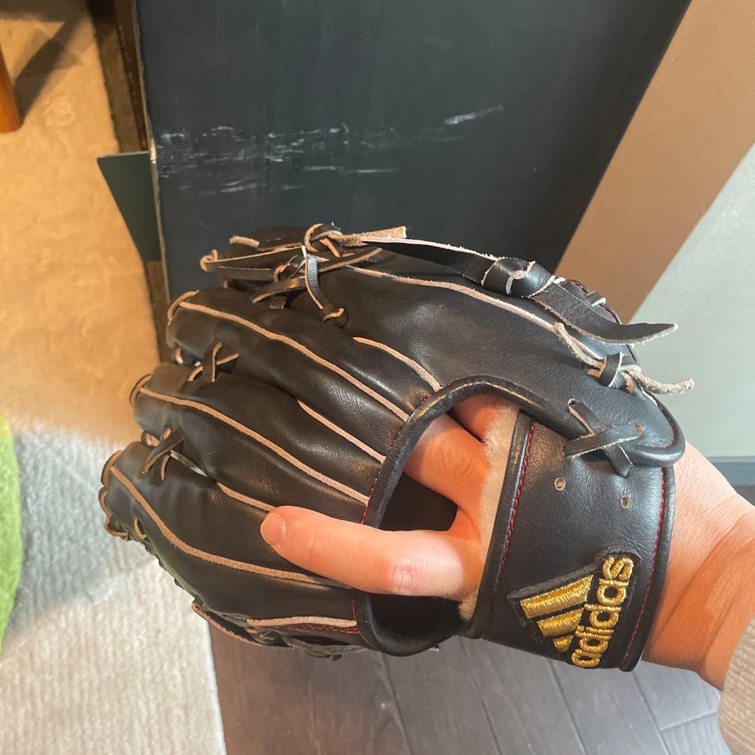 adidasグローブ外野手用　硬式(左投げ用)