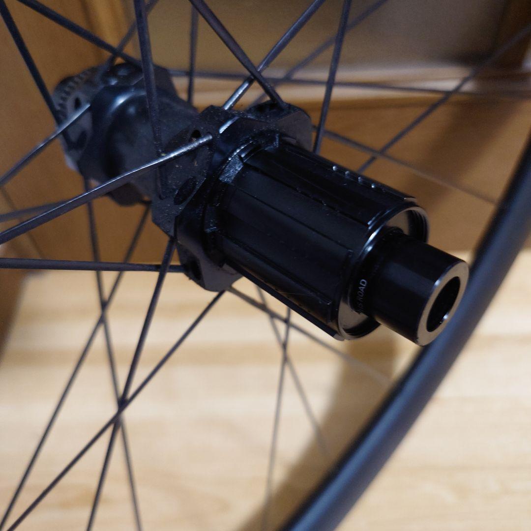 Bontrager　アイオロスプロ37　カーボン　ホイール