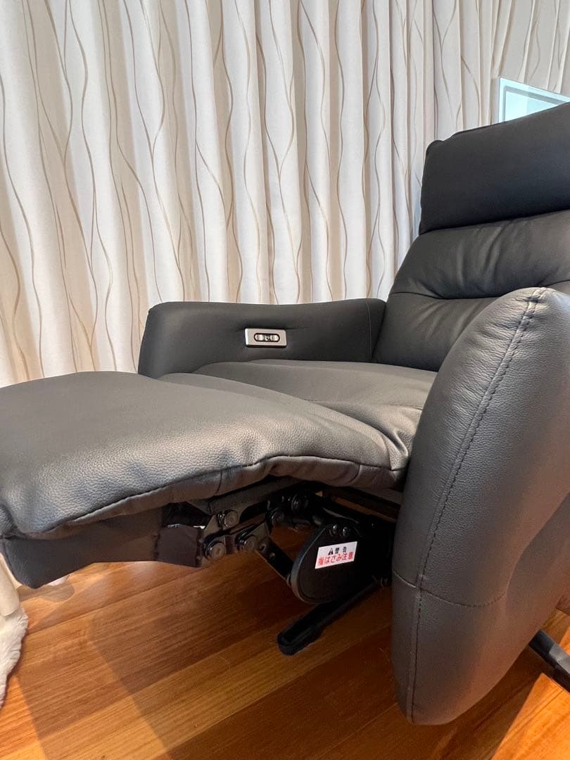 電動リクライニングパーソナルチェア (2モーター LE01-2 BK)