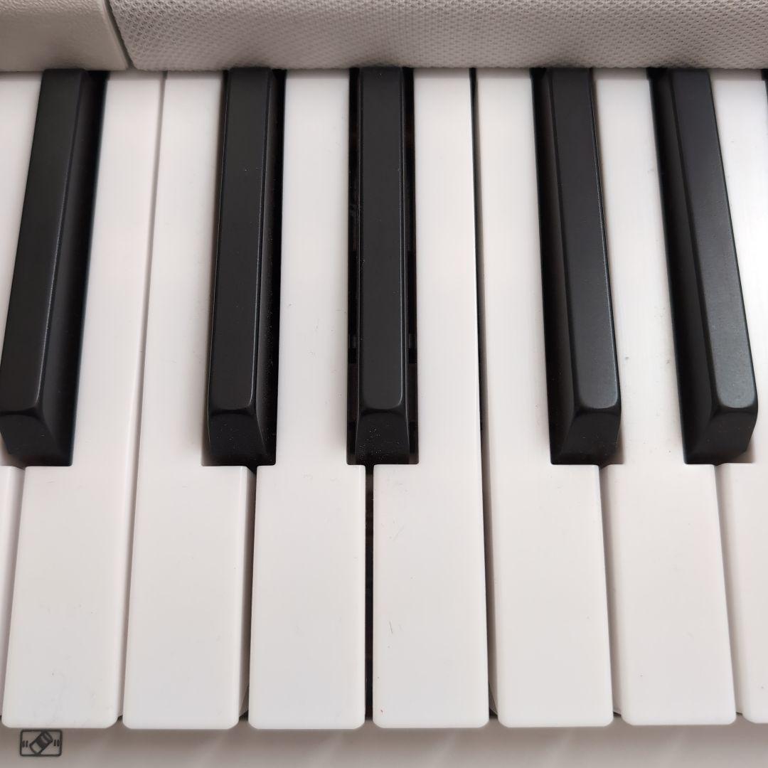 りん♫　カシオ　LK526 電子ピアノ　電子キーボード　光ナビゲーション