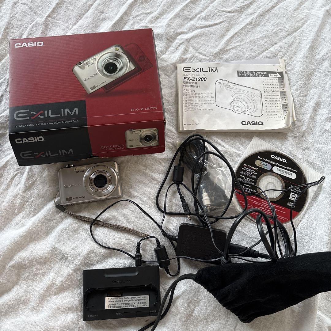 デジタルカメラ CASIO EXILIM EX-Z1200