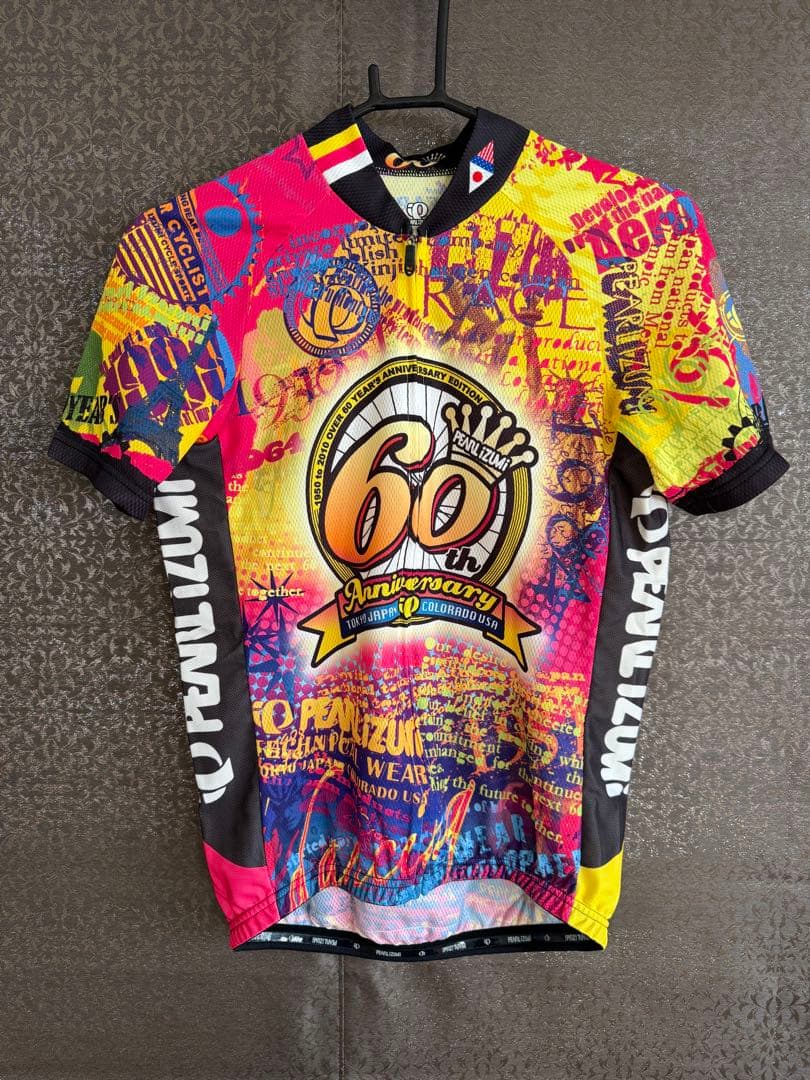 パールイズミのサイクリングシャツ