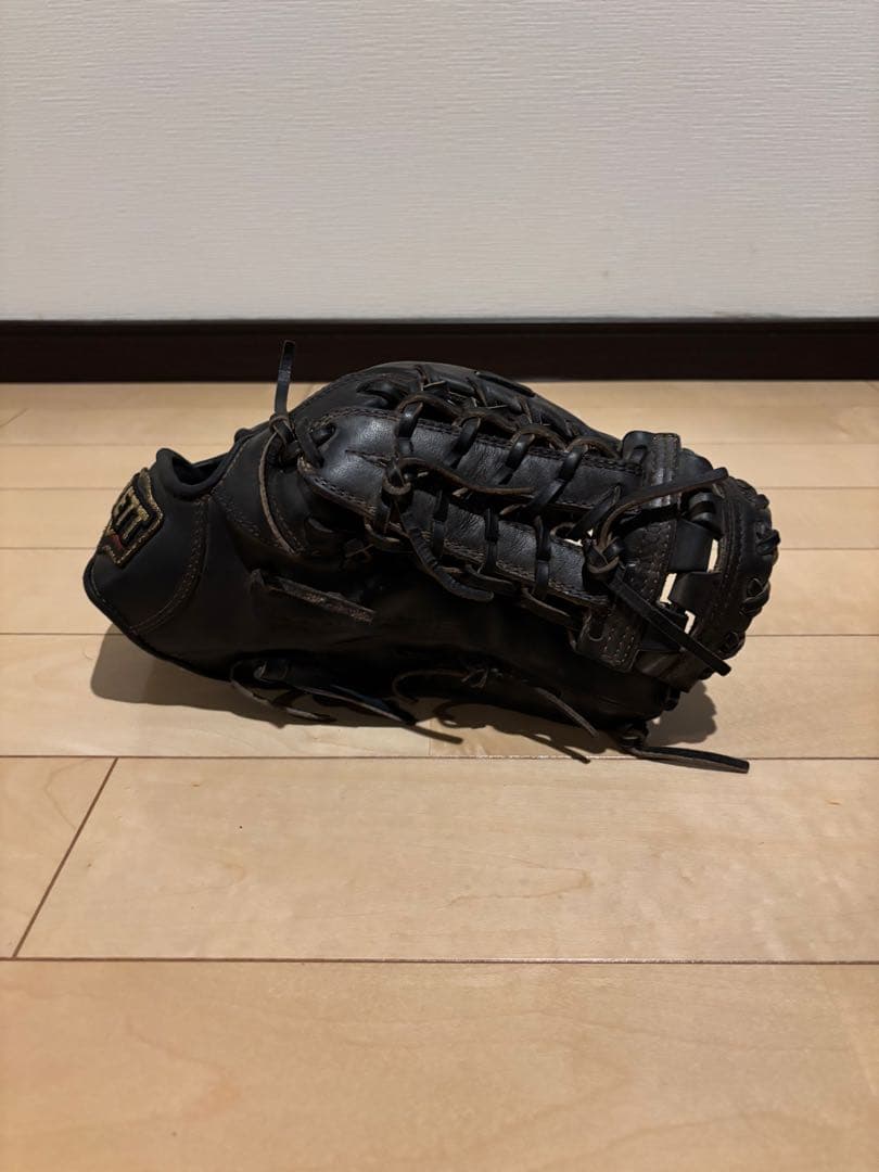 [2/5まで特別値下げ中] ZETT プロステイタス　黒 硬式グローブ外野手用