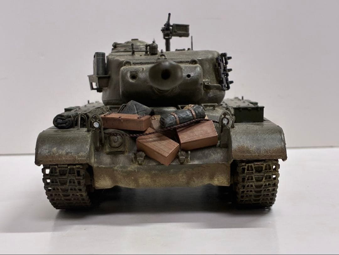 タミヤ　1/35 M26 パーシング　完成品　戦車　模型　プラモデル