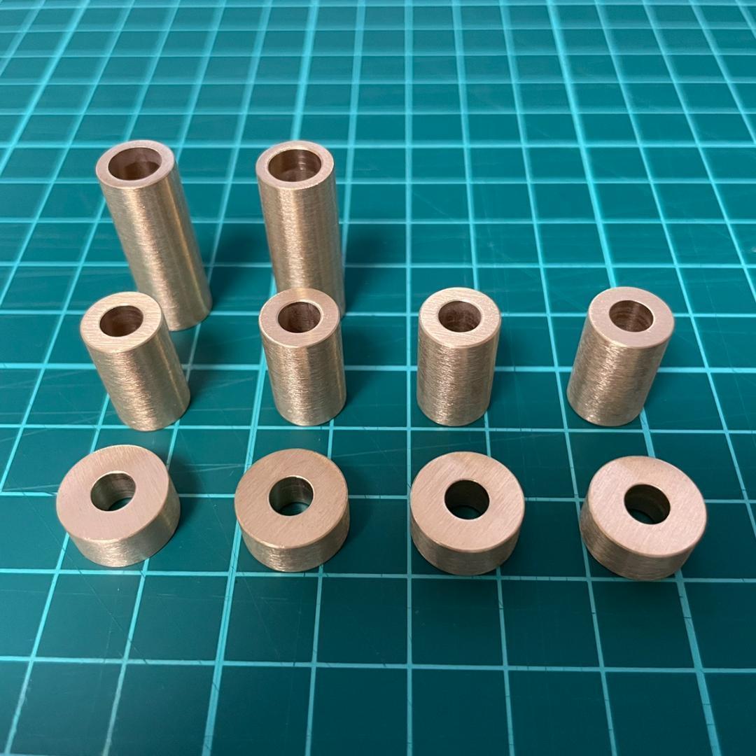 【ULTRA MONSTERS】カーミットチェア 同規格＆真鍮スペーサー