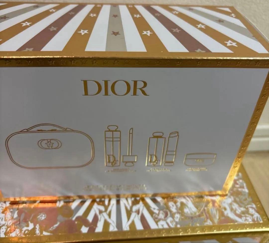 未開封DIORホリデーオファー ギフトボックス、サンプル2点付き