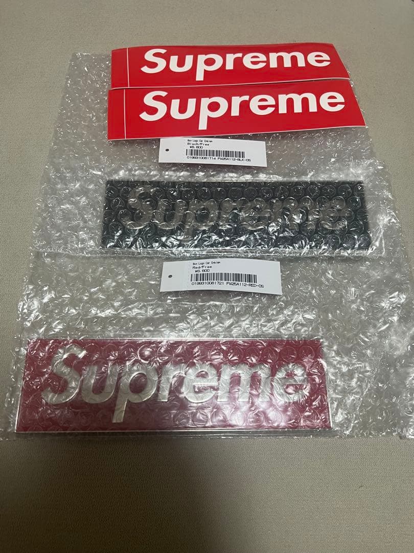 アクセサリー Supreme Box Logo Car Emblem