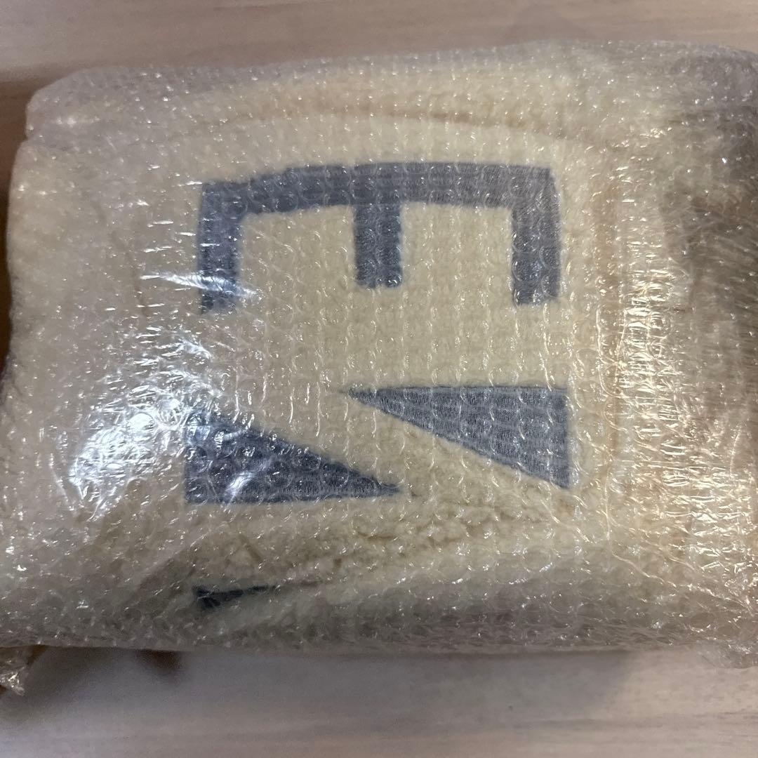 BE:FIRST ビーファースト ボアジャケット L サイズ　フリースフード付き