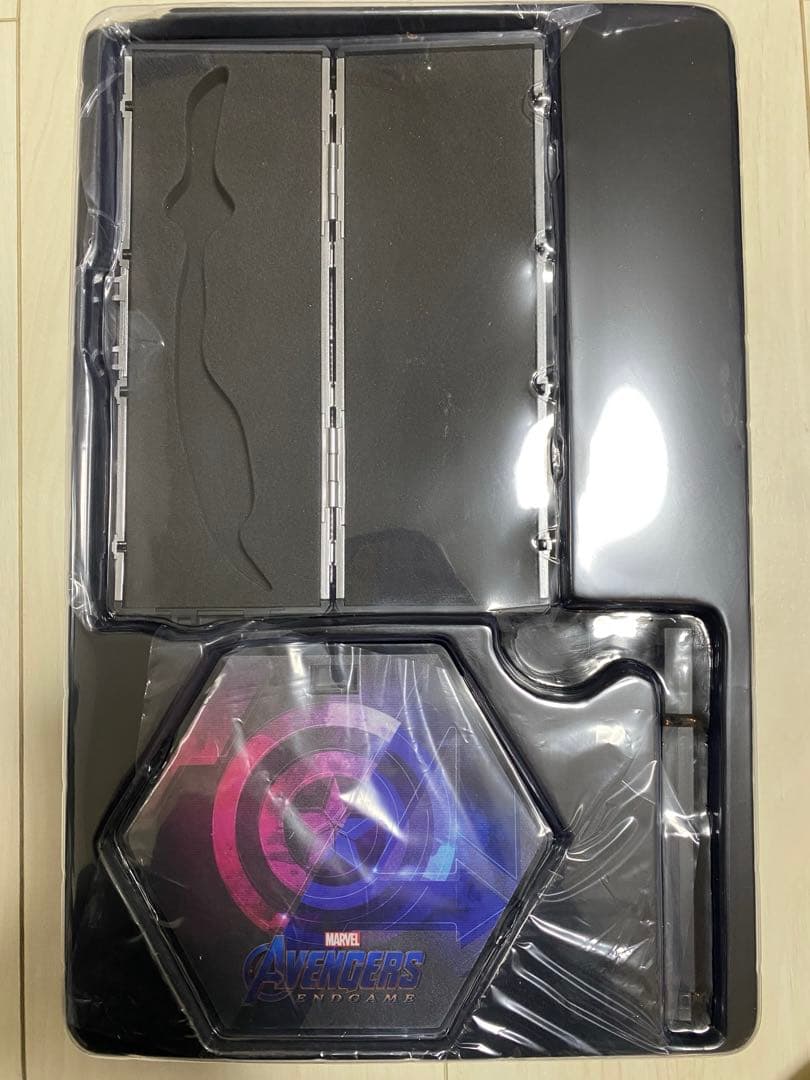 HOT TOYS キャプテン・アメリカ アベンジャーズ エンドゲーム 2012