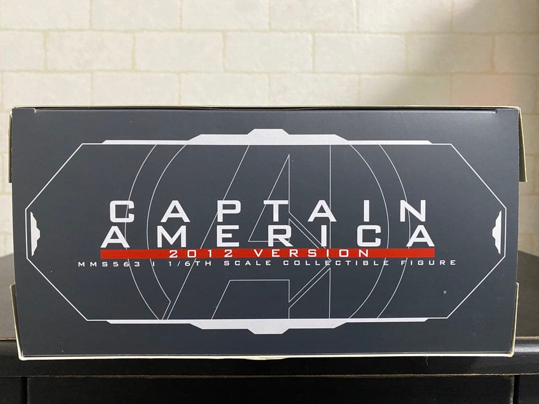 HOT TOYS キャプテン・アメリカ アベンジャーズ エンドゲーム 2012