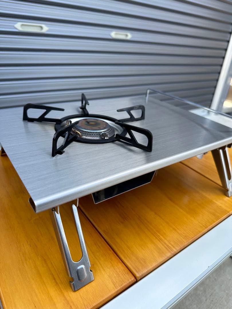 アウトドアテーブルとガスバーナーセット