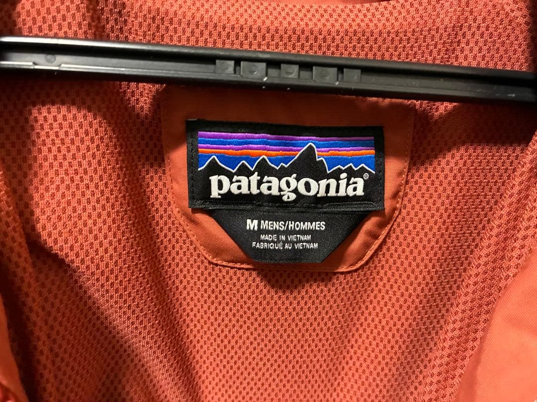 日*1様 美品　patagonia ナイロンジャケット 赤