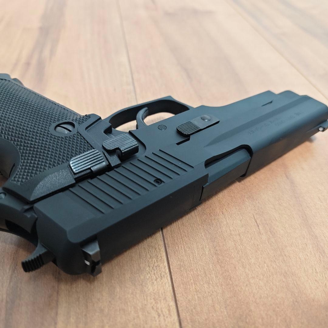 タナカ 9mm拳銃 SIG SAUER P220 陸上自衛隊仕様 ガスガン