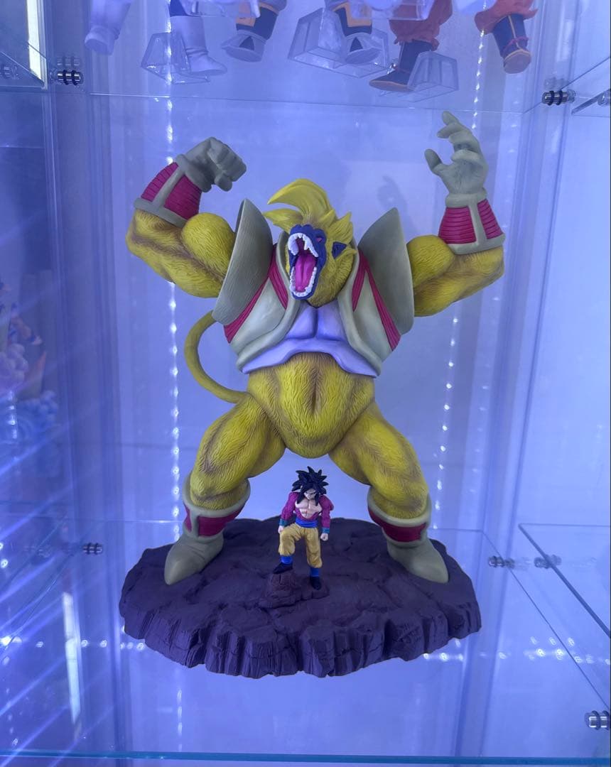 ドラゴンボールアライズ　大猿ベビー & 超サイヤ人4 孫悟空 (HGベビー付き)