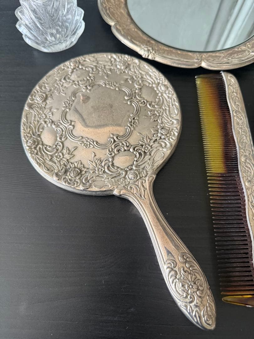 アンティーク　シルバーのバニティ5点セット