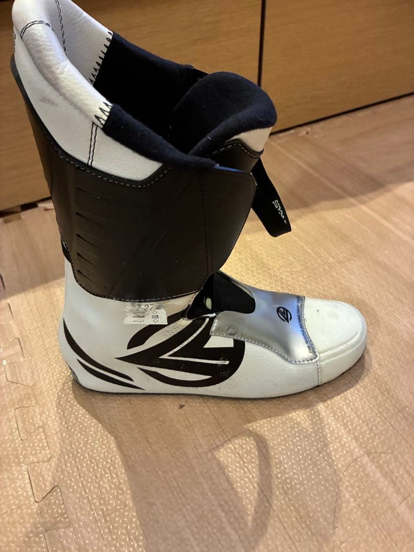 LANGE RX 100 スキー用ブーツ