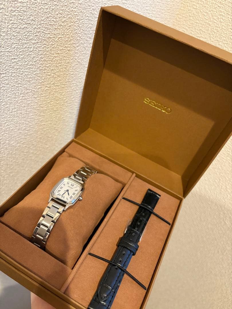SEIKO 腕時計 替えベルト付き
