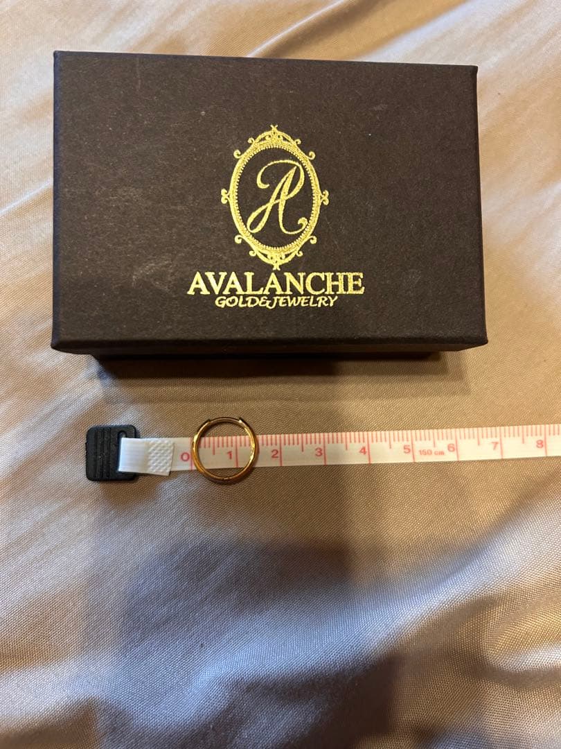 10K イエローゴールド ピアス、AVALANCHE