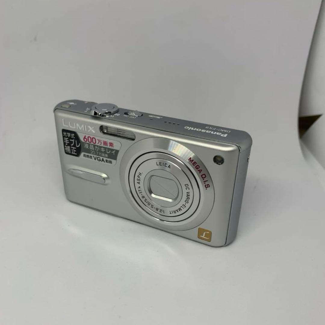 Panasonic LUMIX DMC-FX9 デジタルカメラ シルバー美品