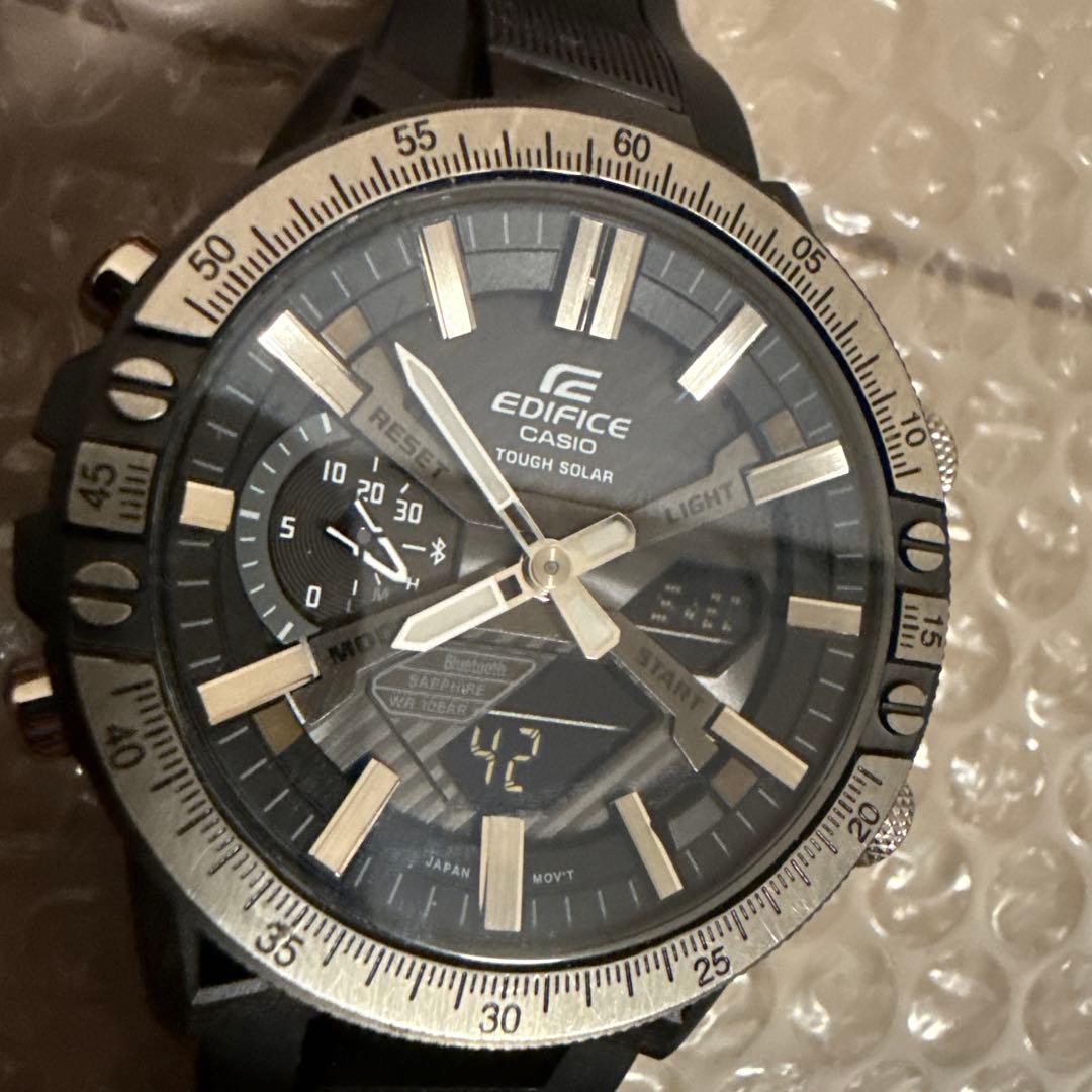腕時CASIO EDIFICE ECB-2000