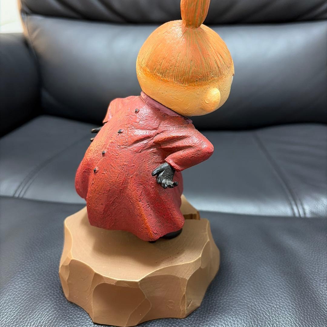 ムーミン　リトルミイ　フィギュア　いたずら考え中