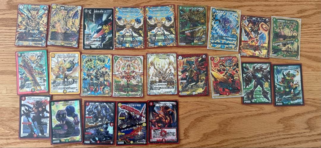 約400枚まとめ売り 高額激レアカード含む‼️ スリーブ、収納箱付き