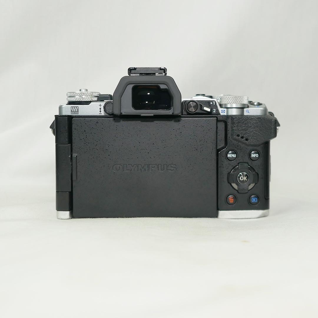 OLYMPUS OM-D E-M5 Mark II 望遠レンズセット