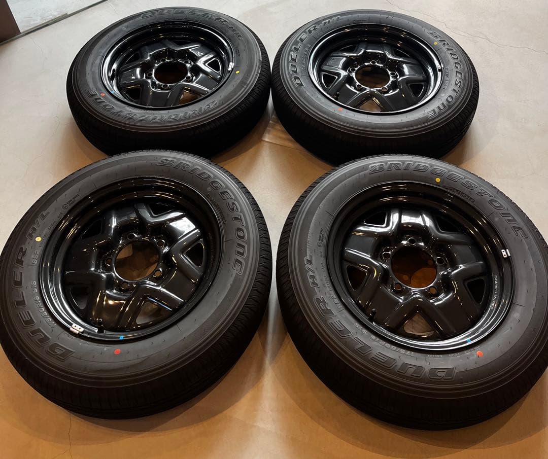 愛知　ジムニー　純正タイヤ、ホイール4本セットJB64、XL 新車外し