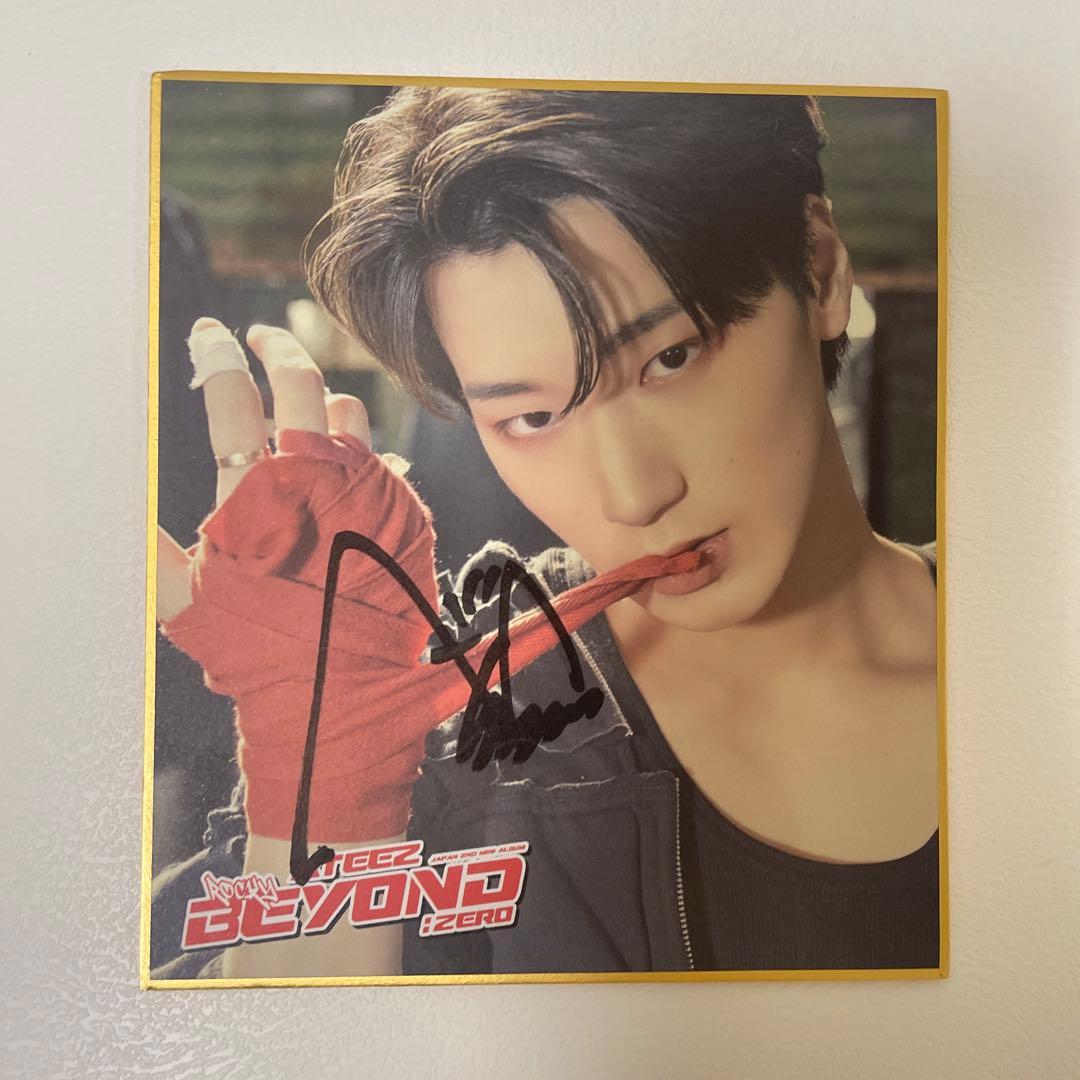 ATEEZ サン 自筆サイン BEYOND ZERO フォトカード付き‼️