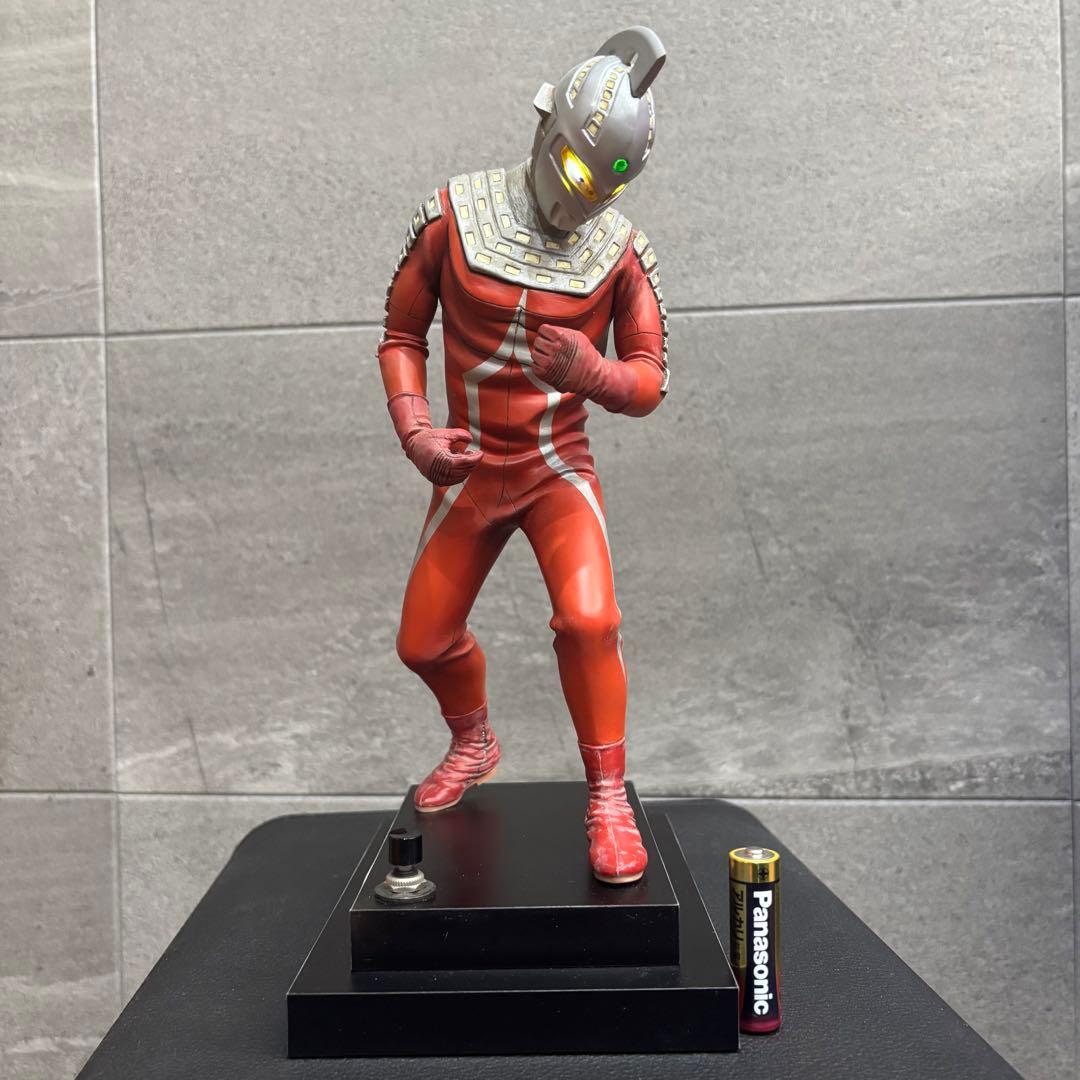 超希少　ウルトラセブン　Zen＆Kick パラノイア工房　電飾完成品