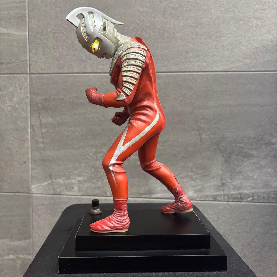 超希少　ウルトラセブン　Zen＆Kick パラノイア工房　電飾完成品