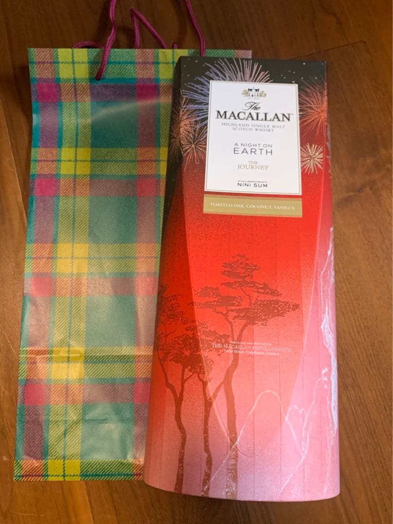 ザ・マッカラン　ア・ナイト・オン・アース　ザ・ジャーニー　700ml