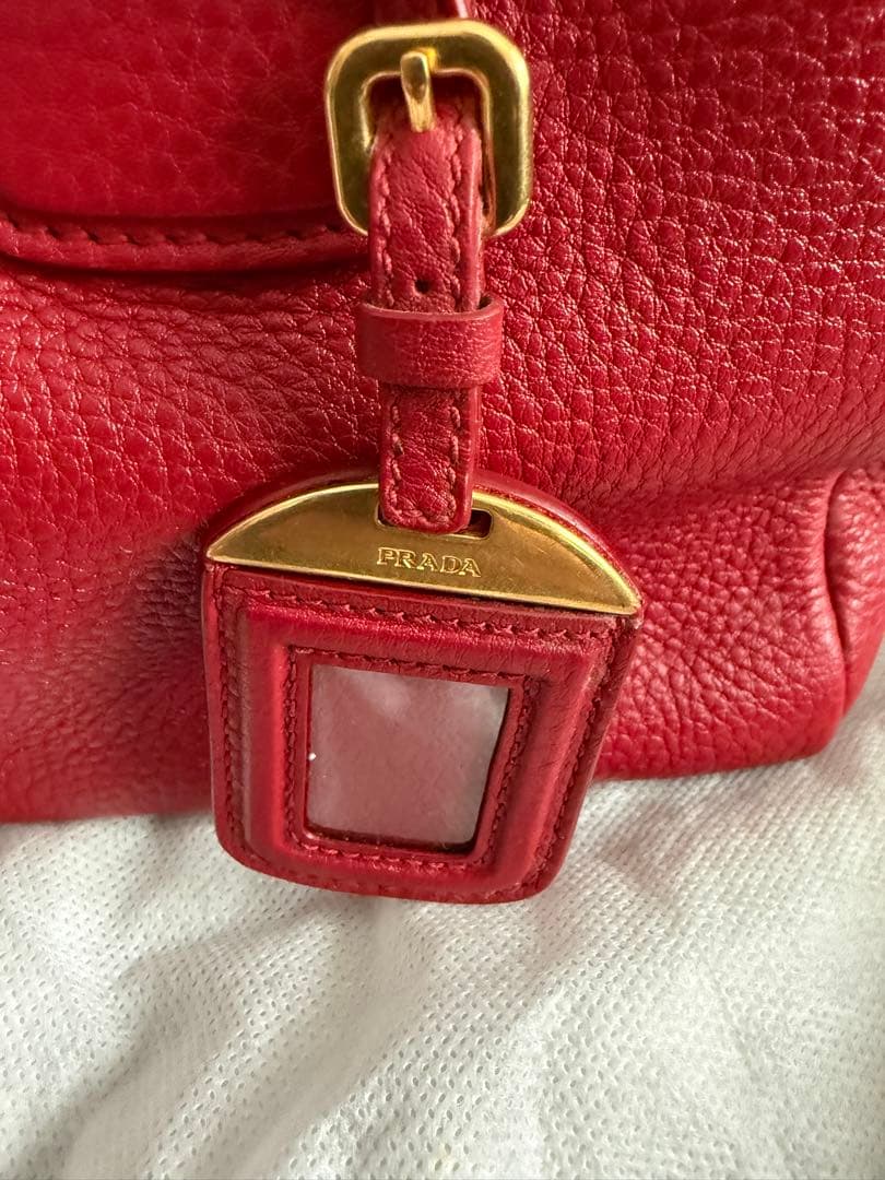 PRADA 赤 レザー ハンドバッグ　　1BB091 恐らく未使用