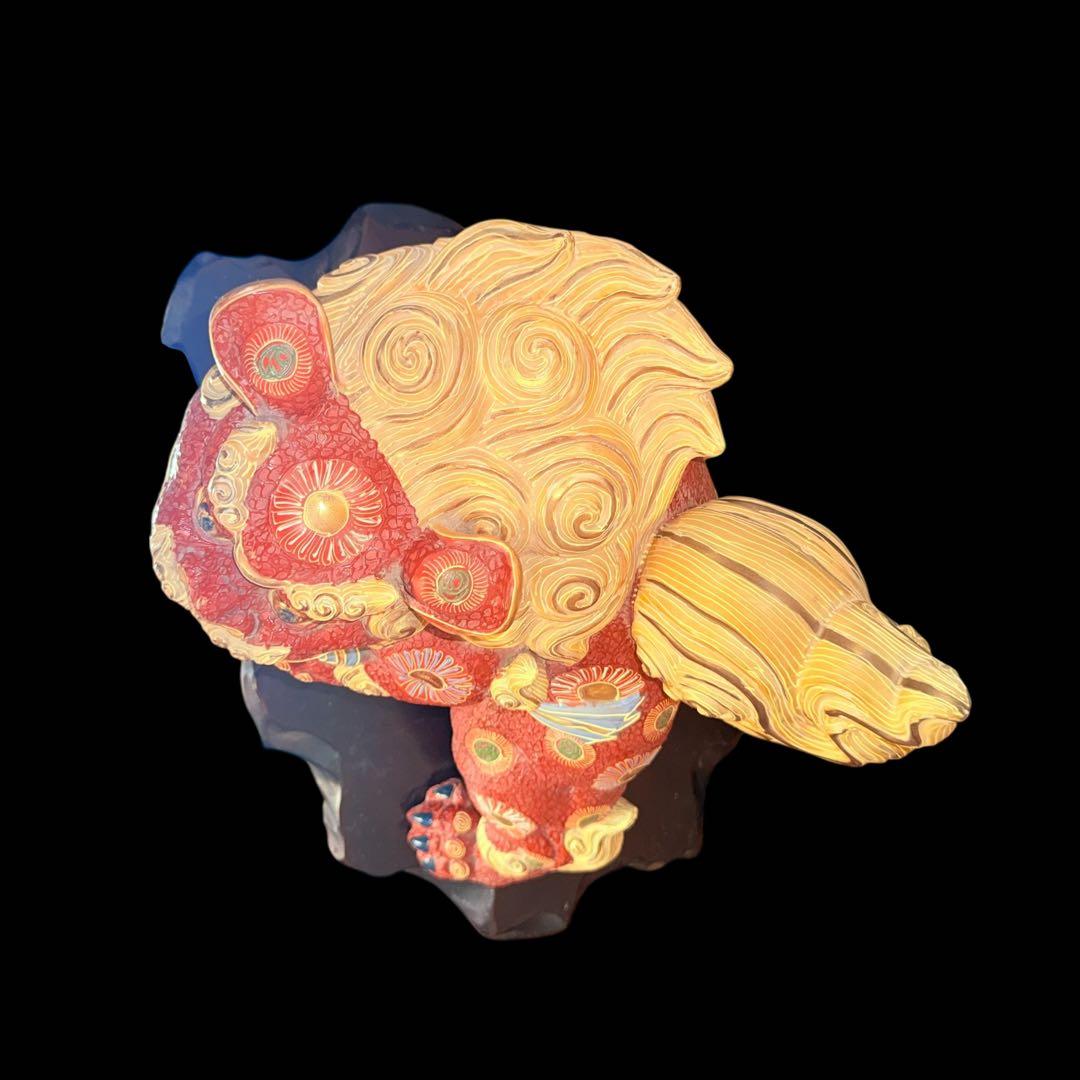 【九谷焼】玉乗り獅子の置物 陶器 縁起物コレクション品　台座付