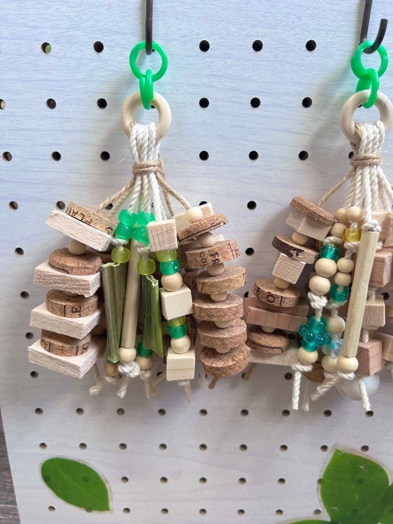 インコおもちゃ　鳥おもちゃ　バードトイ　いろいろ素材