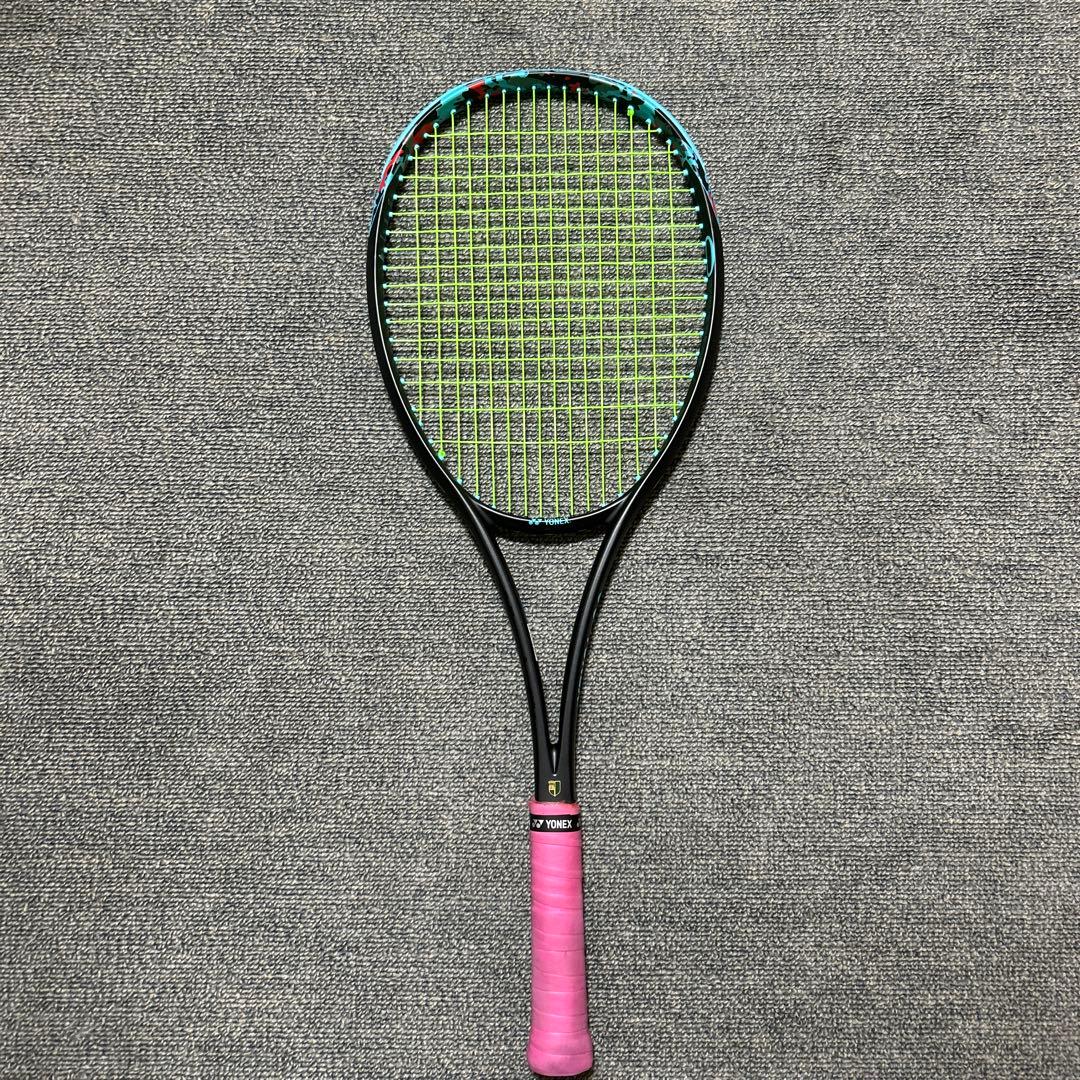 ジオブレイク70vヨネックス　少しひびがあり