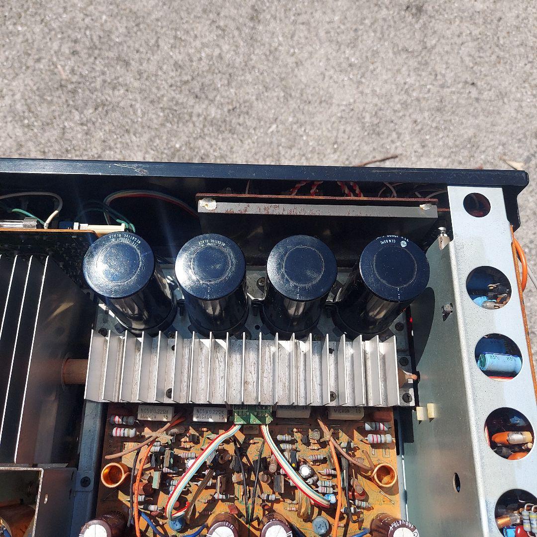 サンスイステレオアンプAU-D707F