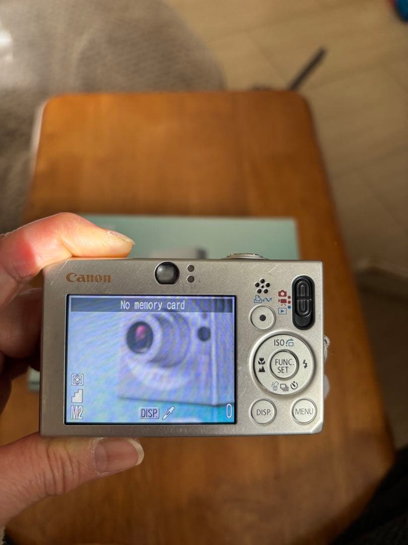 ジ*ン様 亘*様 Canon PowerShot SD1000 デジタルカメラ