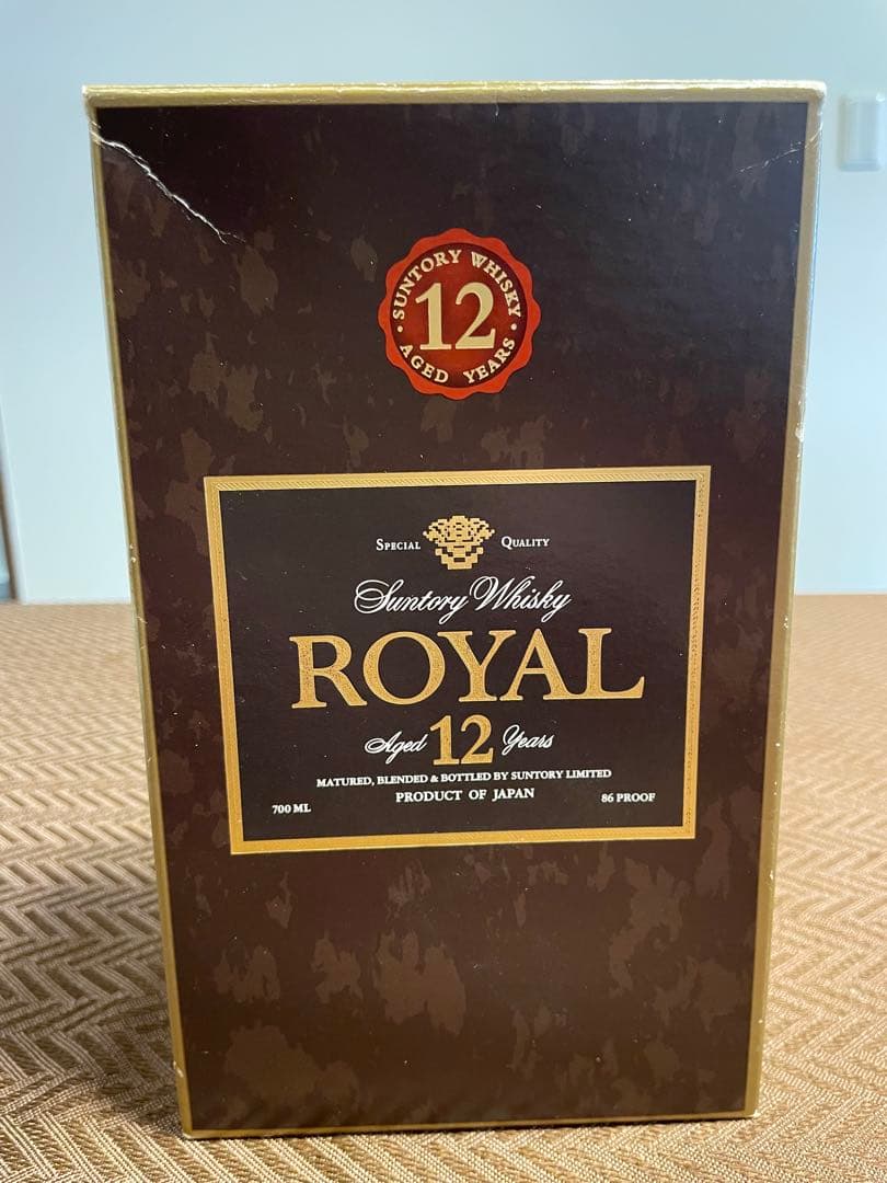 サントリー ロイヤル 12年 ミレニアム2000 700ml 箱あり